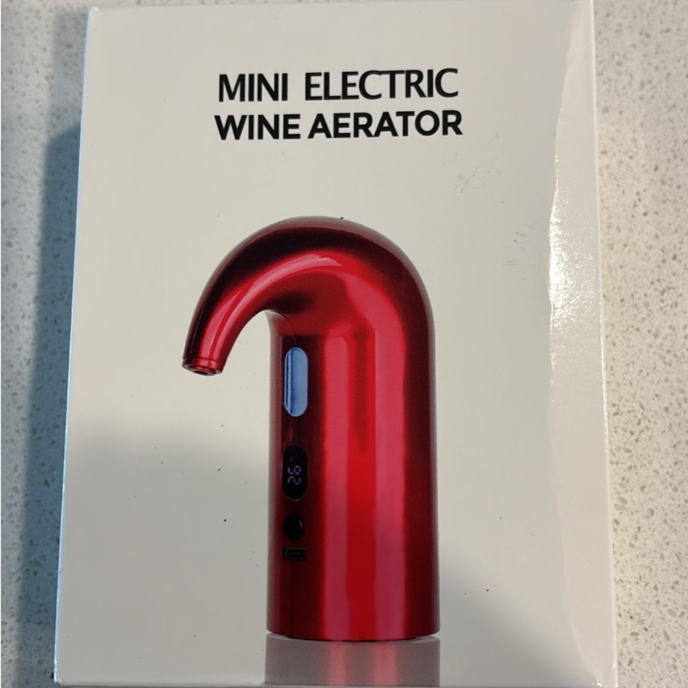 Mini Electric Wine Aerator - Red NIB